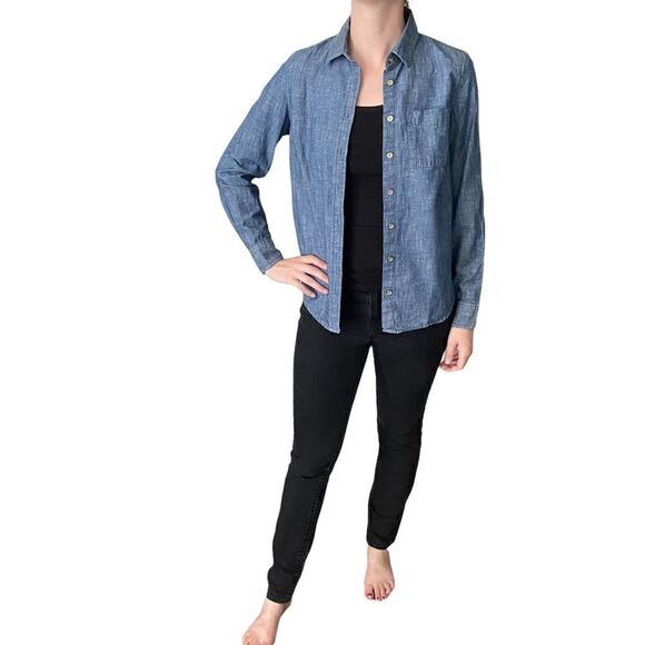 Tommy Hilfiger button up  - Picture 2 of 10